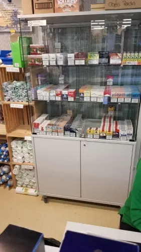 Frigo vitrine, congélateur vitrine neuf et utiliser à Lucens