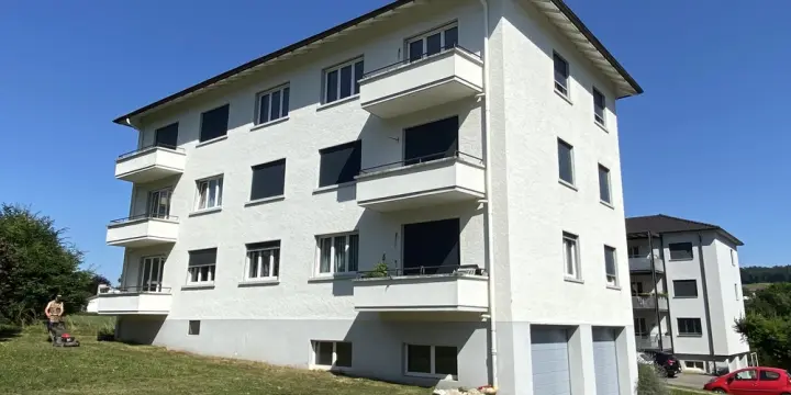 Appartement de 2,5 pièces avec balcon et une très belle vue.