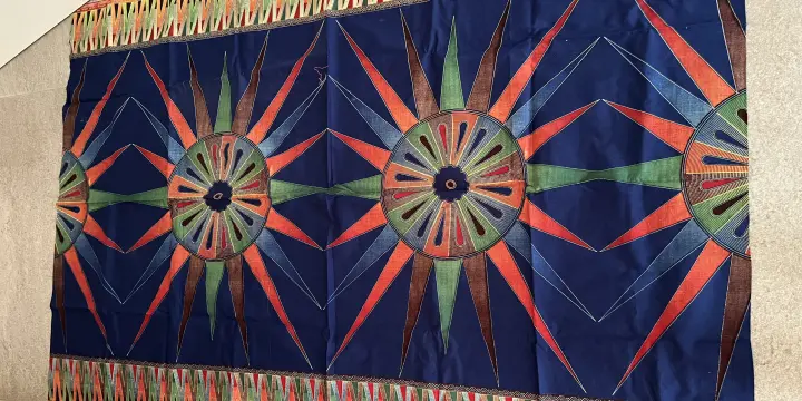 Tissu africain wax 167 x 113 cm bleu rouge et vert