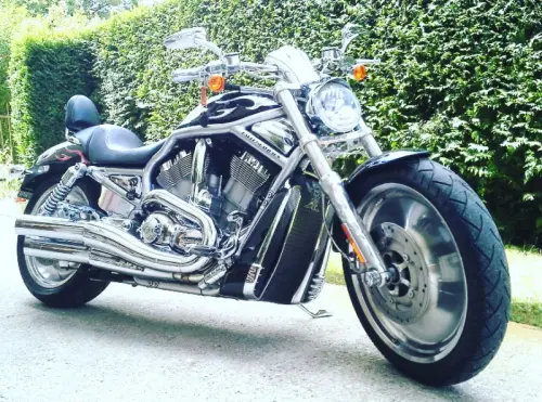 Harley VRod à Porsel