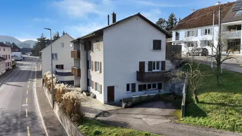À Develier maison locative de 3 appartements à vendre à Develier