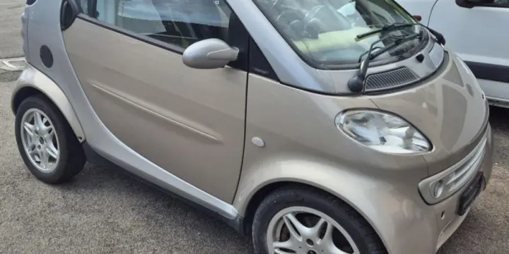 À saisir Superbe Smart Fortwo Automatique de 12.2001 EXPERTISÉE frais