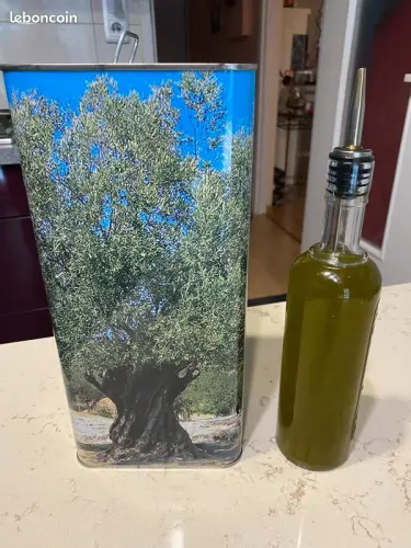 Huile extra vierge d’olive bio de qualité supérieur à Ambilly