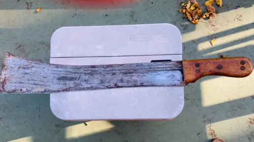 Machette du Congo des années 30 à Avry d Pont