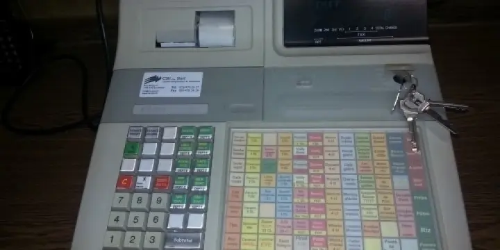 Caisse enregistreuse en bonne état