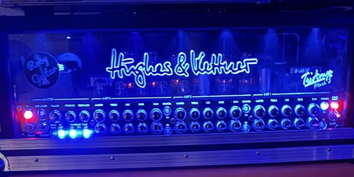 Ampli Hughes & Kettner Triamp MK2