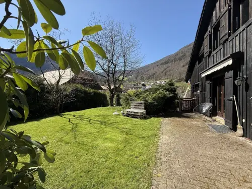 Situé à Roches chaleureux appartement de 3.5 pièces à vendre à Roches BE