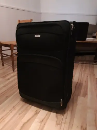valise de voyage à Orbe