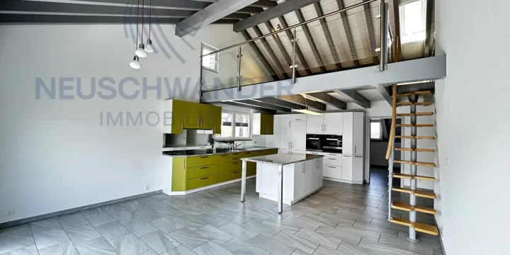 Dans un quartier tranquille au centre du village