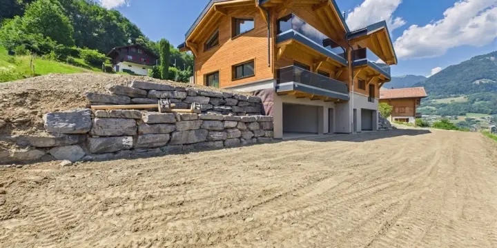 Haus B Choëx - Neubau-Chalet mit Terrasse & Flexibilität