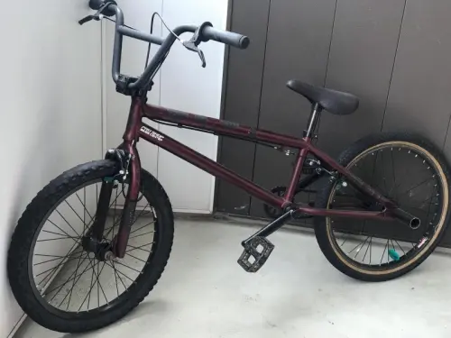 BMX bon état à La chaux de fonds