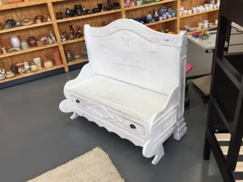 Banc médiéval à Moutier