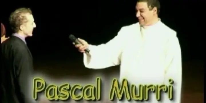 Magicien offre représentations de magie