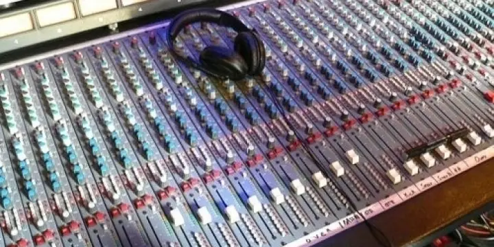 Studio enregistrement multipiste mobile