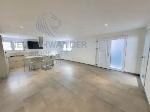 Appartement de  4.5 pièces avec terrasse et entrée indépendante. à Courfaivre