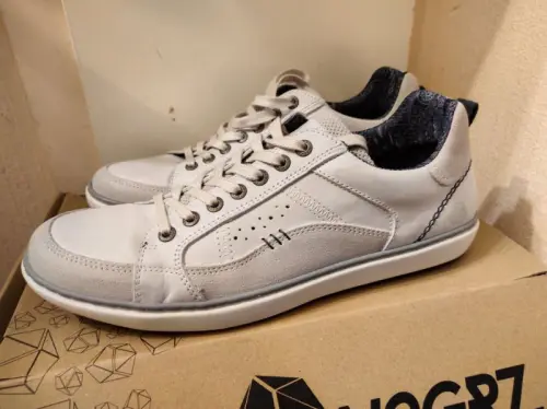 Baskets en cuir pour homme p.42 à Lausanne