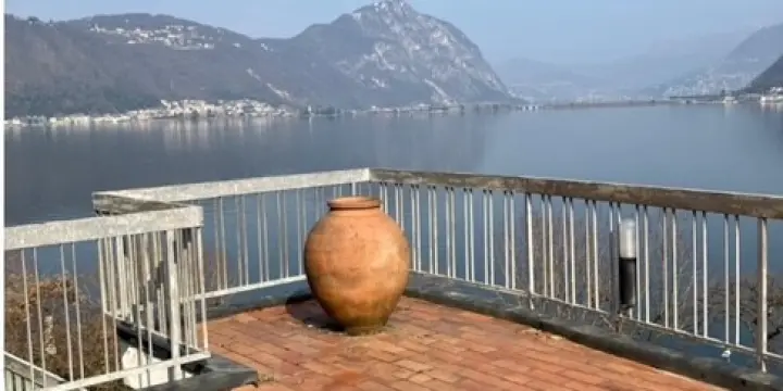 Maison de rêve au bord du lac de Lugano