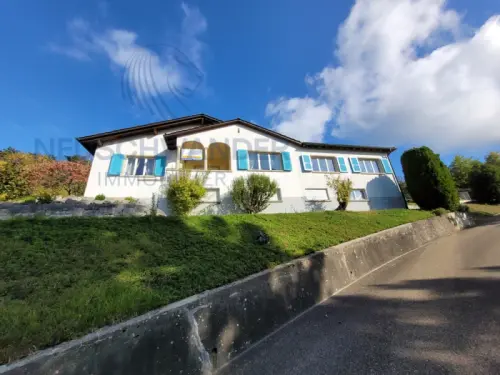 Maison individuelle avec grand jardin à Miécourt