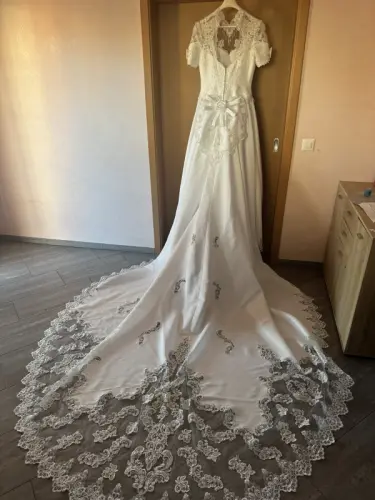 Robe de mariée à Cugy