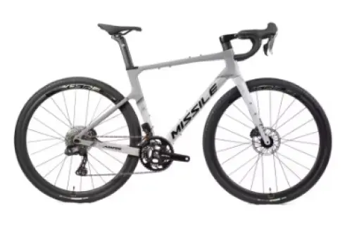 Vélo de gravier carbone 11 vitesses (NEUF) à Lausanne