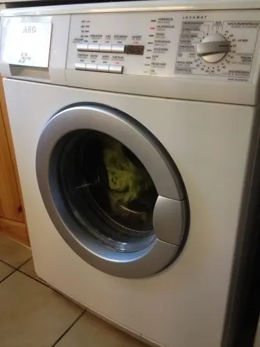 Seche linge Indesit ISL 65C & lave linge à grandvaux