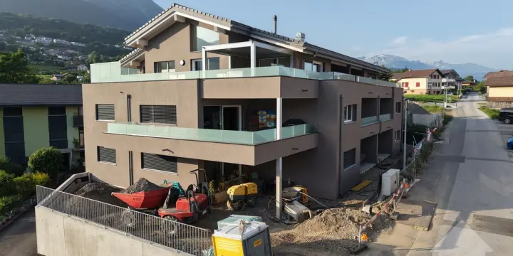 App. 4,5p neuf, calme, proche commodités, ensoleillé