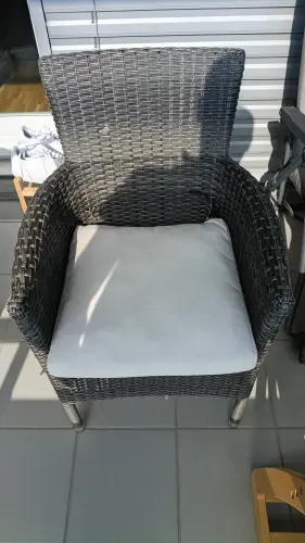 Chaise de jardin et transat en bon état