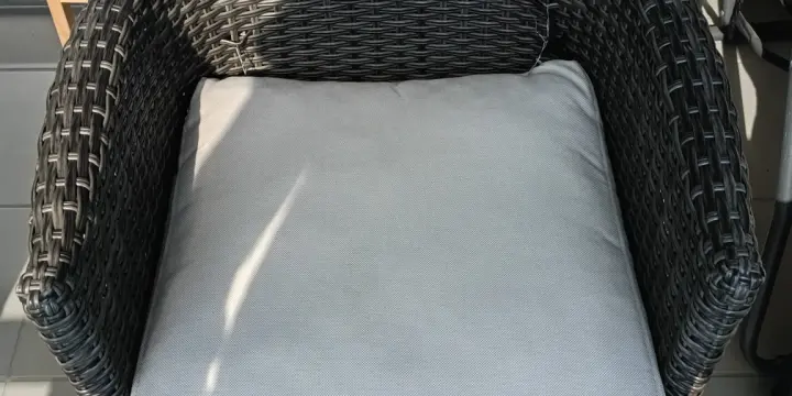 Chaise de jardin et transat en bon état