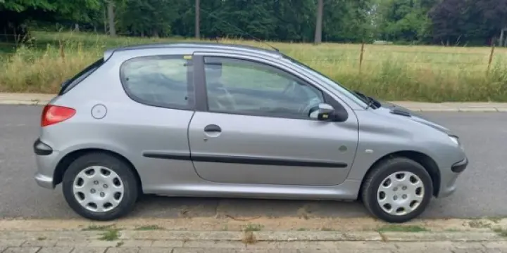 Peugeot 206 1.1i 60 Ch X-Design Essence