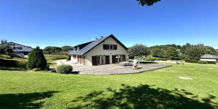 FRANCE – LABAROCHE -SUPERBE MAISON DE 135M²