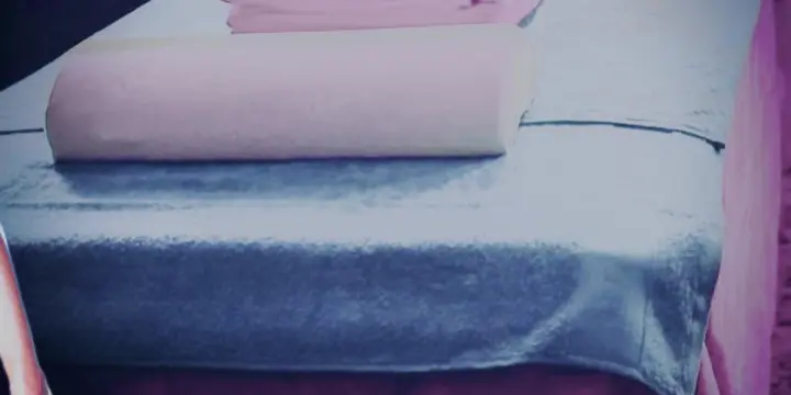 Wellness et bien-être massage relaxant artistique huile essentielle