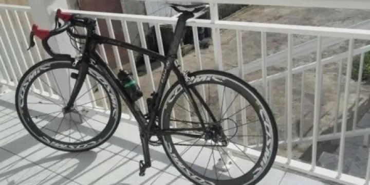 Vélo de course FFC Full carbone