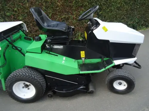 tracteur tondeuse étésia 100 à sion