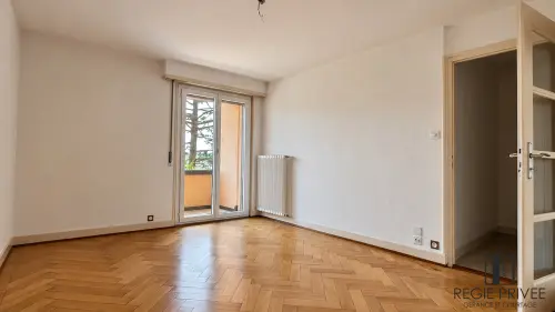 Appartement de 3 pièces avec balcon à Pully