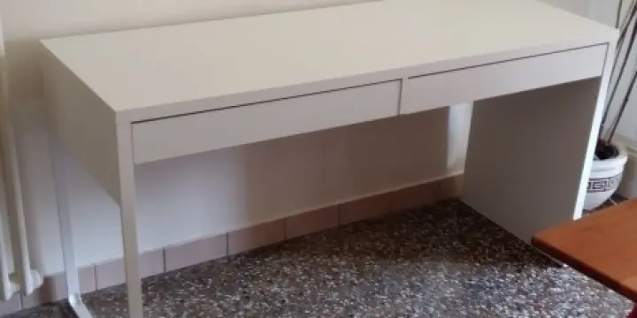 Bureau blanc Ikea Micke
