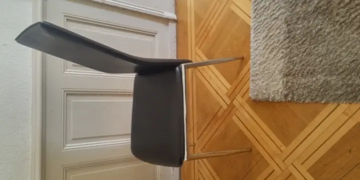 chaises noirs x8