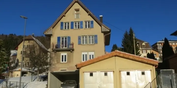 Immeuble de rendement au centre de Ste Croix