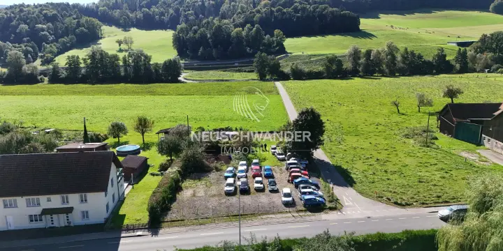 Terrain plat de 1'444 m² à Develier à vendre