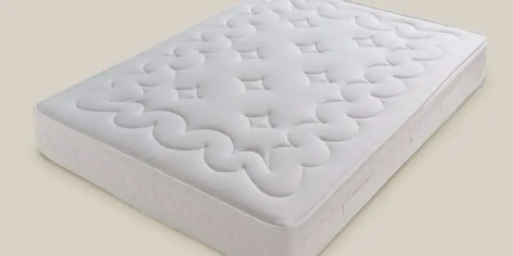 matelas memory form à prix réduit