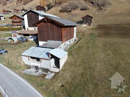 Ferme à La Forclaz dans le Val d'Hérens à La Sage