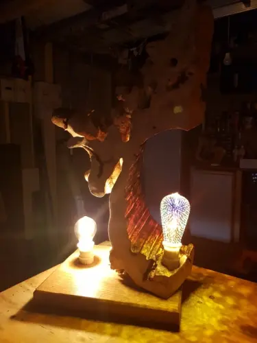 lampe artisanale à Les neyrolles
