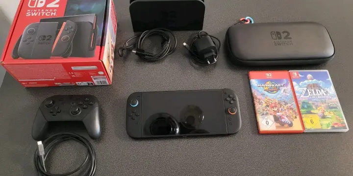 Nintendo Switch 2 + Mario Kart World + Zelda Link's Awakening
