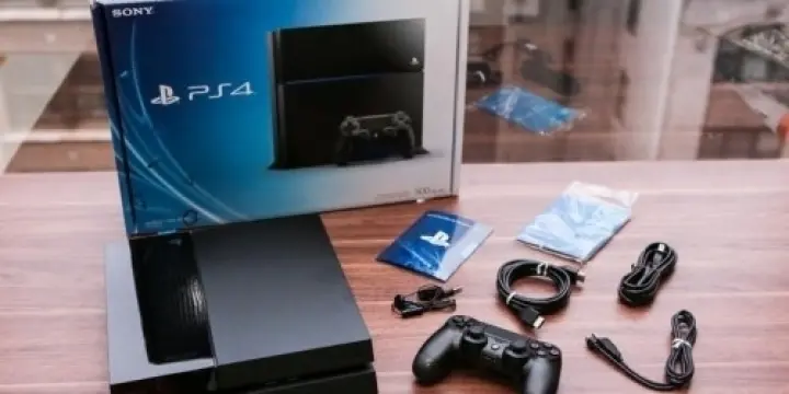 console Playstation 4 