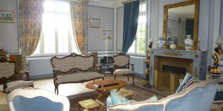 SUPERBE MANOIR DE 1800