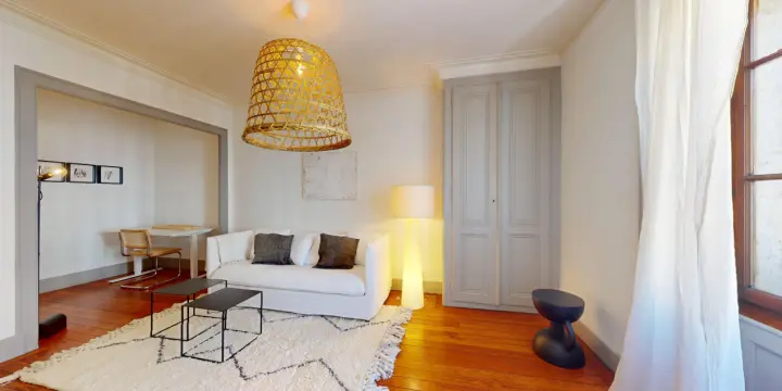 APPARTEMENT 3 PIECES MEUBLE - en face de la gare des Eaux-Vives