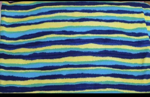 Tissu rayé à Moutier