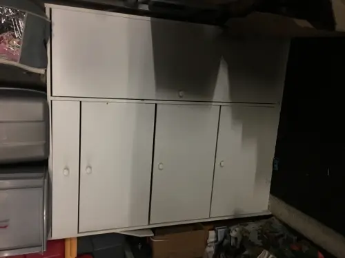 ARMOIRE A CHAUSSURE à Crassier