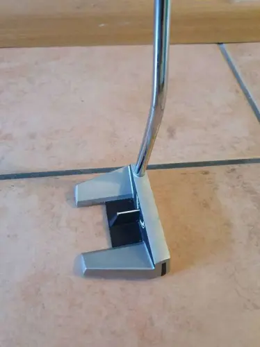 Putter Cleveland 34" droitier à La Tour-de-Peilz