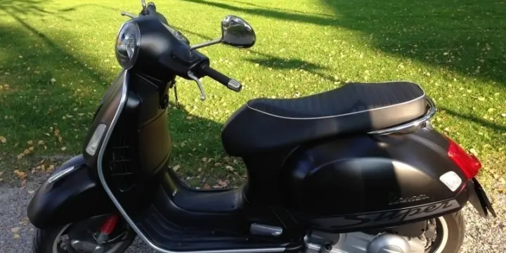Piaggio Vespa GTS 300 Supersport
