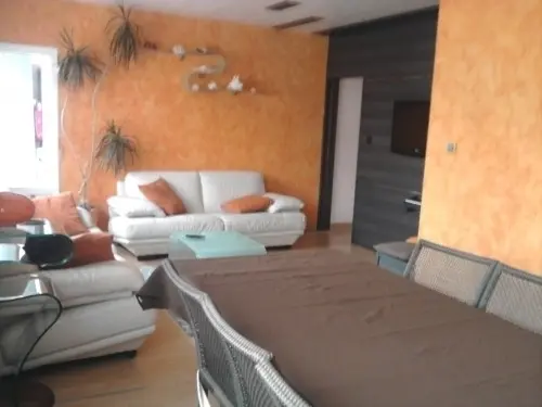 F5 Appartement Rez-de-chausséedans Résid à cernay